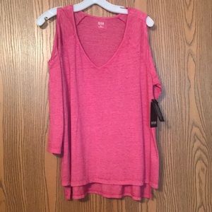 Long Sleeve Cold Shoulder Tee 💋